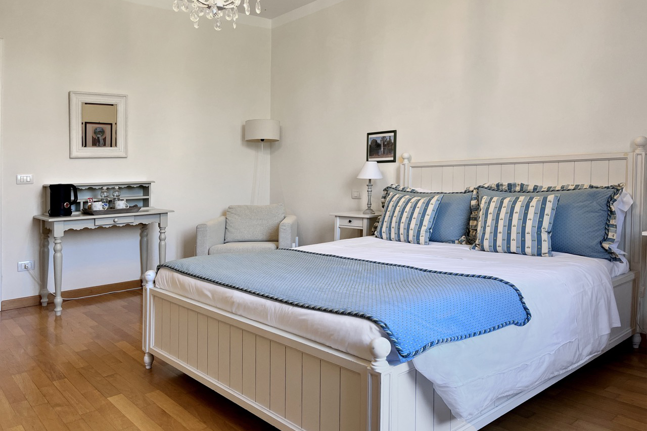 Camera standard Margara 2